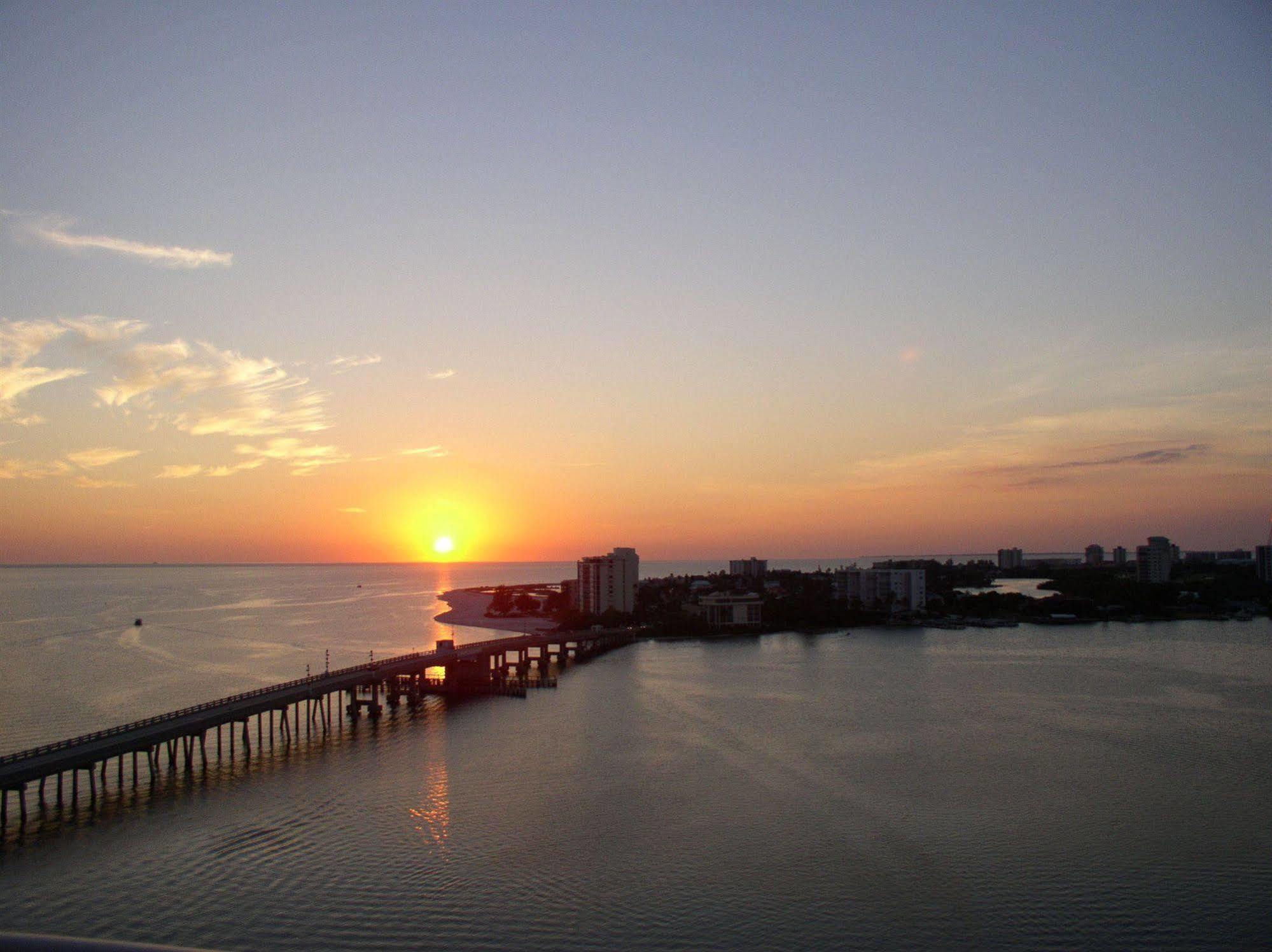 Lover'S Key Beach Club By Check-In Vacation Rentals Fort Myers Beach Exterior photo